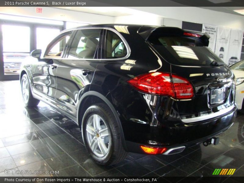 Black / Luxor Beige 2011 Porsche Cayenne S