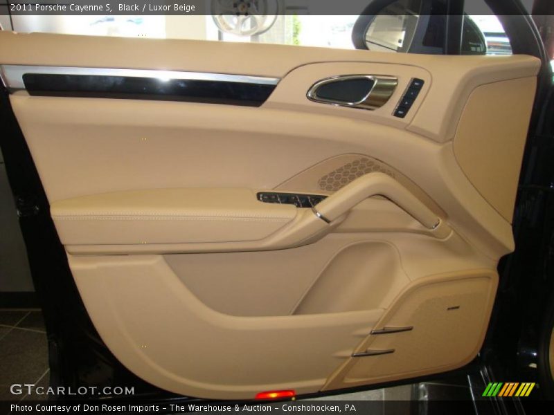 Black / Luxor Beige 2011 Porsche Cayenne S