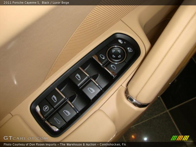 Black / Luxor Beige 2011 Porsche Cayenne S