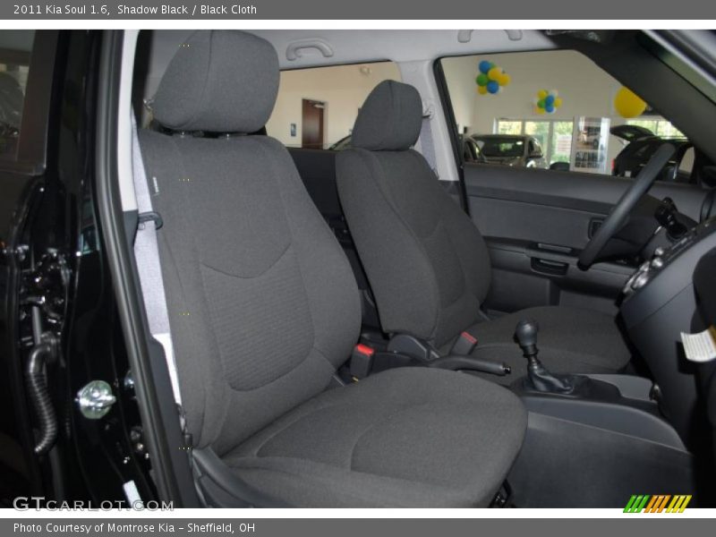 Shadow Black / Black Cloth 2011 Kia Soul 1.6