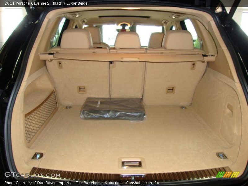 Black / Luxor Beige 2011 Porsche Cayenne S