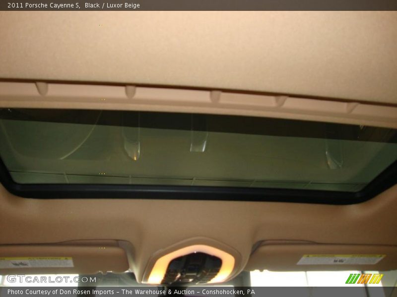 Black / Luxor Beige 2011 Porsche Cayenne S