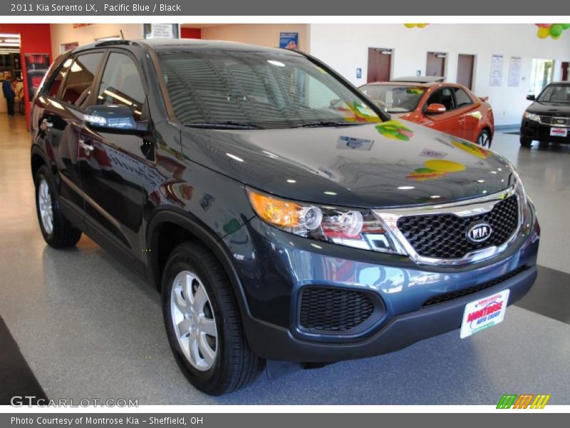 Pacific Blue / Black 2011 Kia Sorento LX