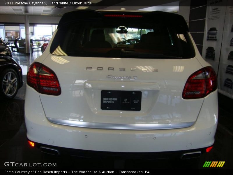 Sand White / Luxor Beige 2011 Porsche Cayenne S