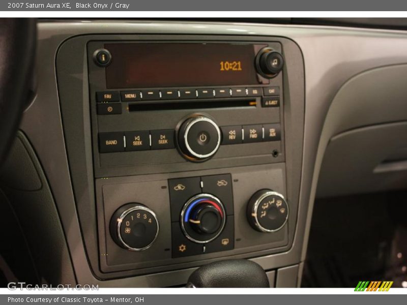 Black Onyx / Gray 2007 Saturn Aura XE
