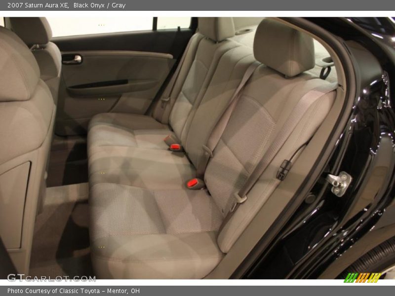 Black Onyx / Gray 2007 Saturn Aura XE