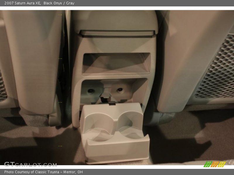 Black Onyx / Gray 2007 Saturn Aura XE