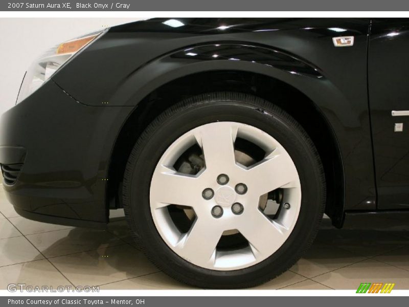 Black Onyx / Gray 2007 Saturn Aura XE