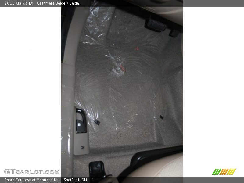 Cashmere Beige / Beige 2011 Kia Rio LX