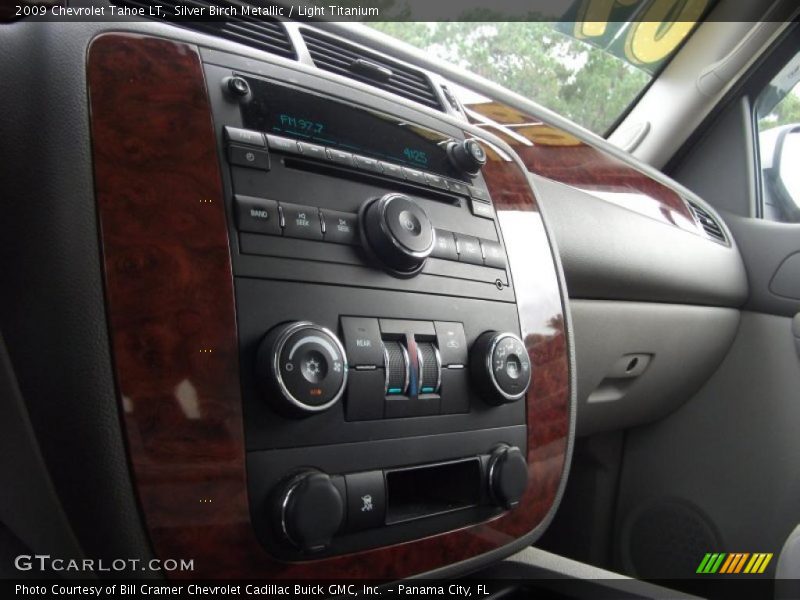 Silver Birch Metallic / Light Titanium 2009 Chevrolet Tahoe LT