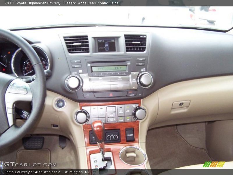 Blizzard White Pearl / Sand Beige 2010 Toyota Highlander Limited