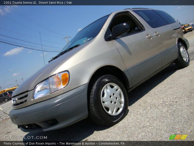 Desert Sand Mica / Oak 2001 Toyota Sienna LE