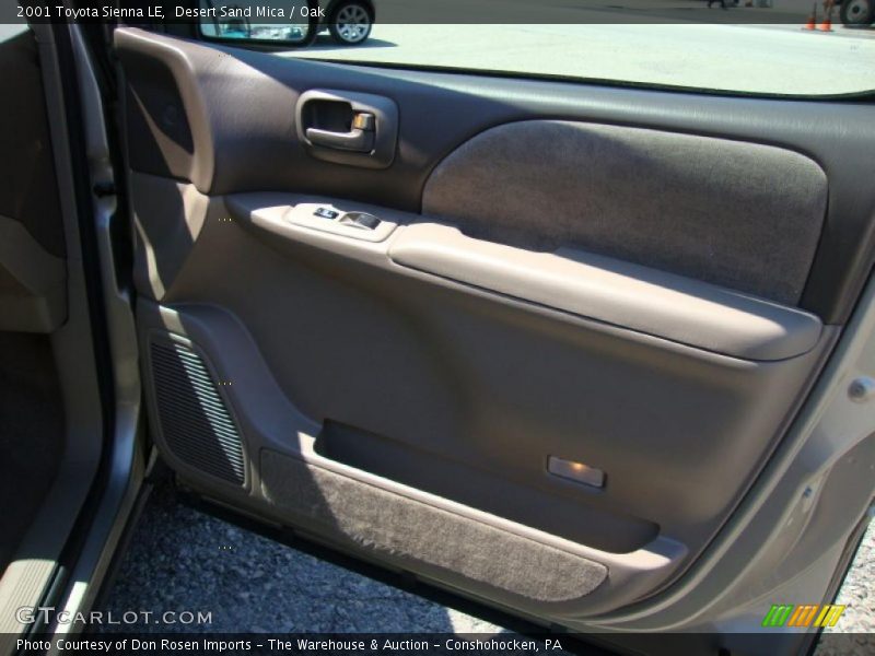 Desert Sand Mica / Oak 2001 Toyota Sienna LE