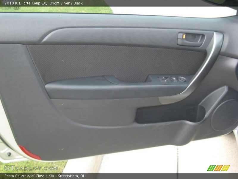 Bright Silver / Black 2010 Kia Forte Koup EX