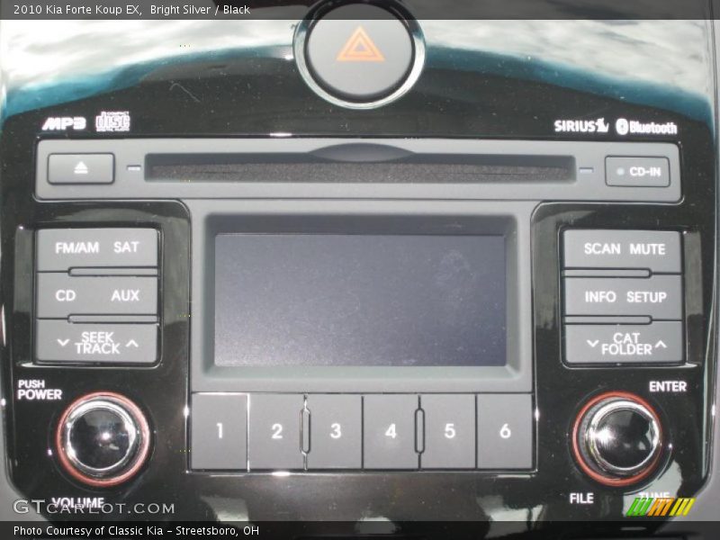 Bright Silver / Black 2010 Kia Forte Koup EX