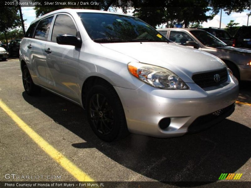 Silver Streak Mica / Dark Gray 2005 Toyota Matrix