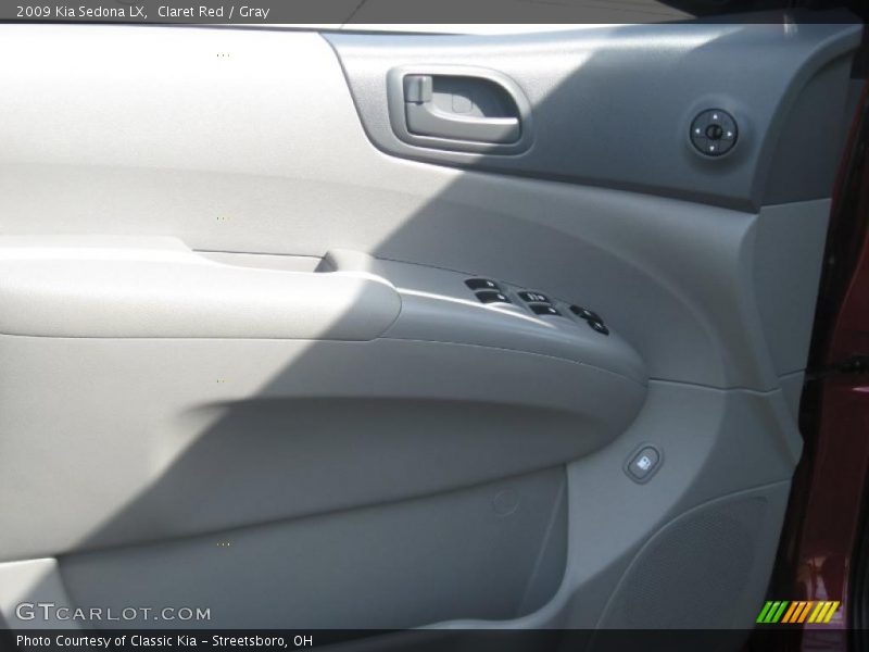 Claret Red / Gray 2009 Kia Sedona LX
