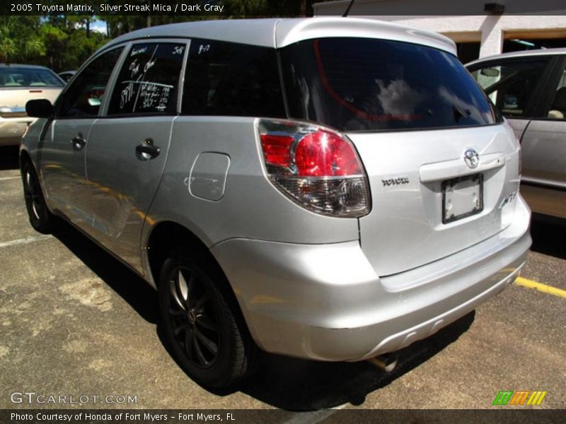 Silver Streak Mica / Dark Gray 2005 Toyota Matrix