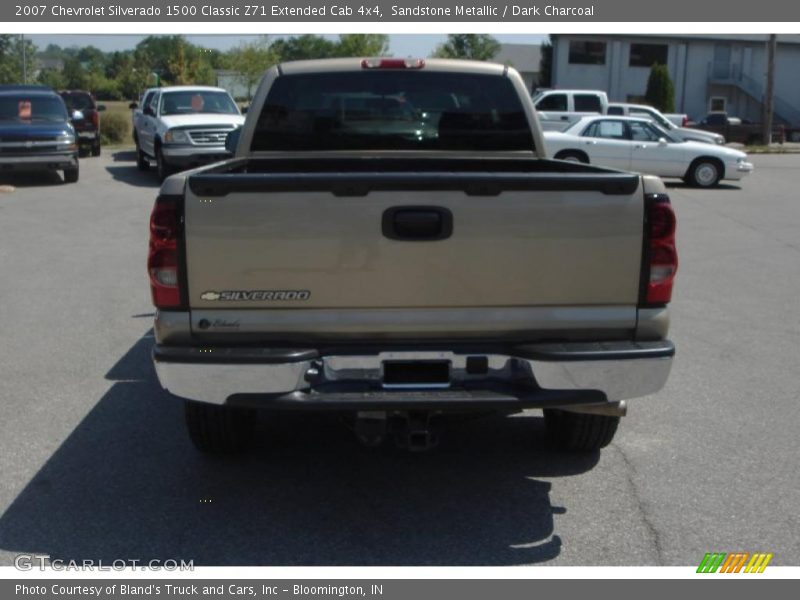 Sandstone Metallic / Dark Charcoal 2007 Chevrolet Silverado 1500 Classic Z71 Extended Cab 4x4