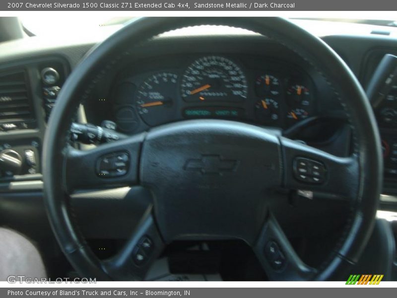 Sandstone Metallic / Dark Charcoal 2007 Chevrolet Silverado 1500 Classic Z71 Extended Cab 4x4