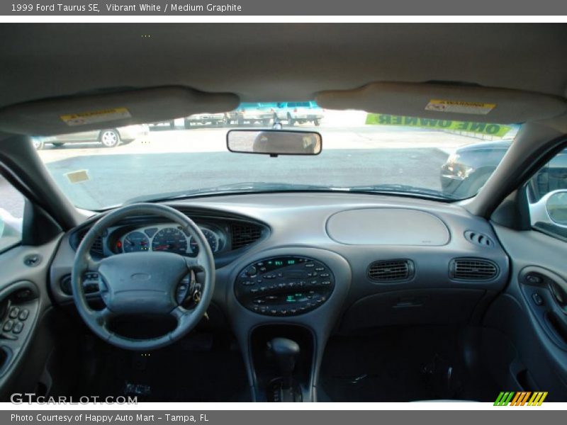 Vibrant White / Medium Graphite 1999 Ford Taurus SE