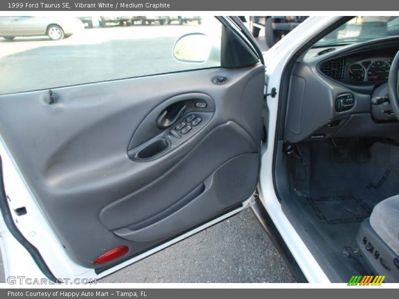 Vibrant White / Medium Graphite 1999 Ford Taurus SE