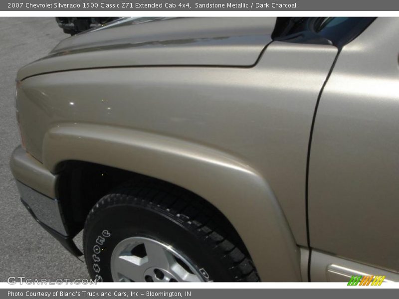 Sandstone Metallic / Dark Charcoal 2007 Chevrolet Silverado 1500 Classic Z71 Extended Cab 4x4