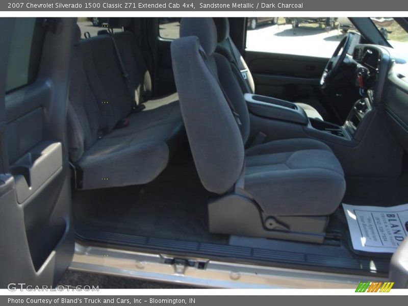 Sandstone Metallic / Dark Charcoal 2007 Chevrolet Silverado 1500 Classic Z71 Extended Cab 4x4