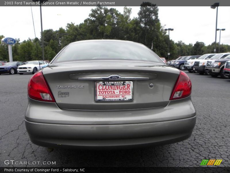 Spruce Green Metallic / Medium Parchment 2003 Ford Taurus SE