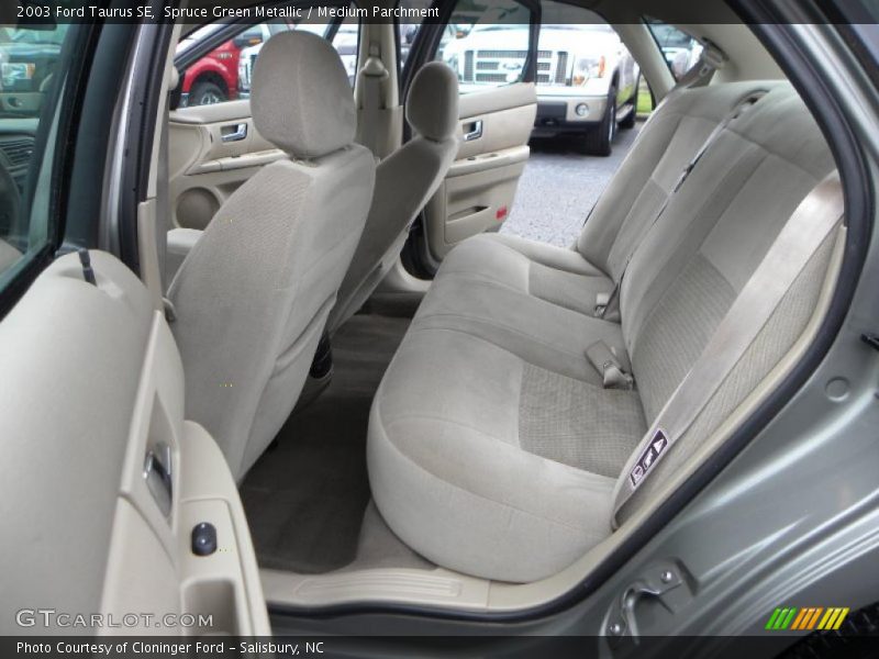 Spruce Green Metallic / Medium Parchment 2003 Ford Taurus SE