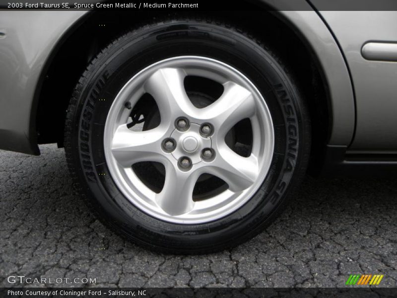 Spruce Green Metallic / Medium Parchment 2003 Ford Taurus SE