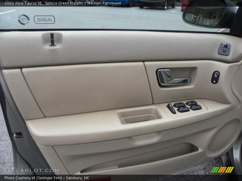 Spruce Green Metallic / Medium Parchment 2003 Ford Taurus SE