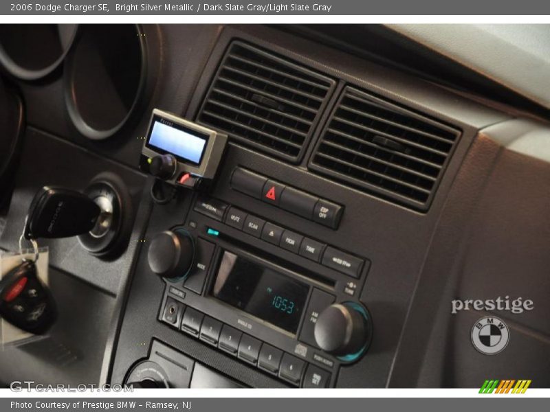 Bright Silver Metallic / Dark Slate Gray/Light Slate Gray 2006 Dodge Charger SE