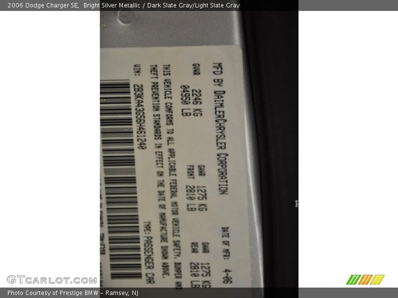 Bright Silver Metallic / Dark Slate Gray/Light Slate Gray 2006 Dodge Charger SE