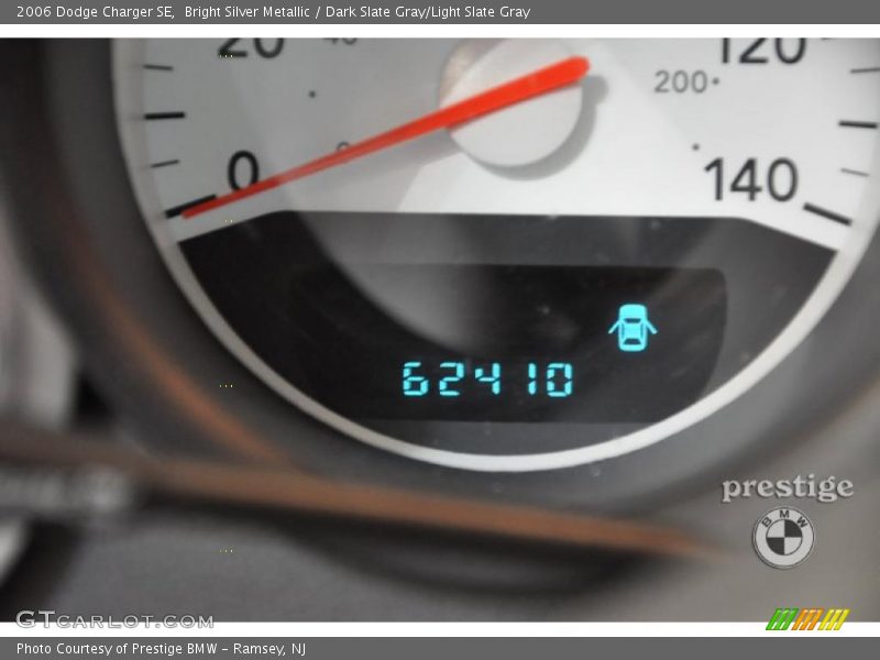 Bright Silver Metallic / Dark Slate Gray/Light Slate Gray 2006 Dodge Charger SE