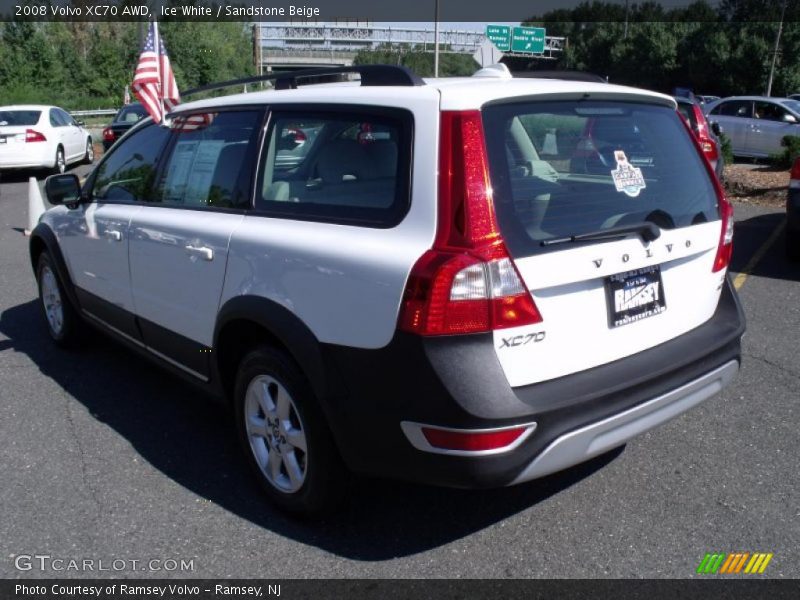 Ice White / Sandstone Beige 2008 Volvo XC70 AWD