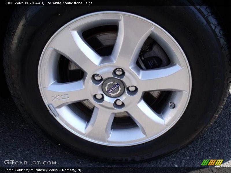 Ice White / Sandstone Beige 2008 Volvo XC70 AWD