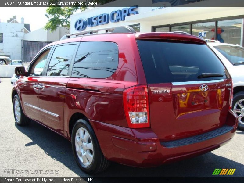 Cranberry Red / Beige 2007 Hyundai Entourage SE