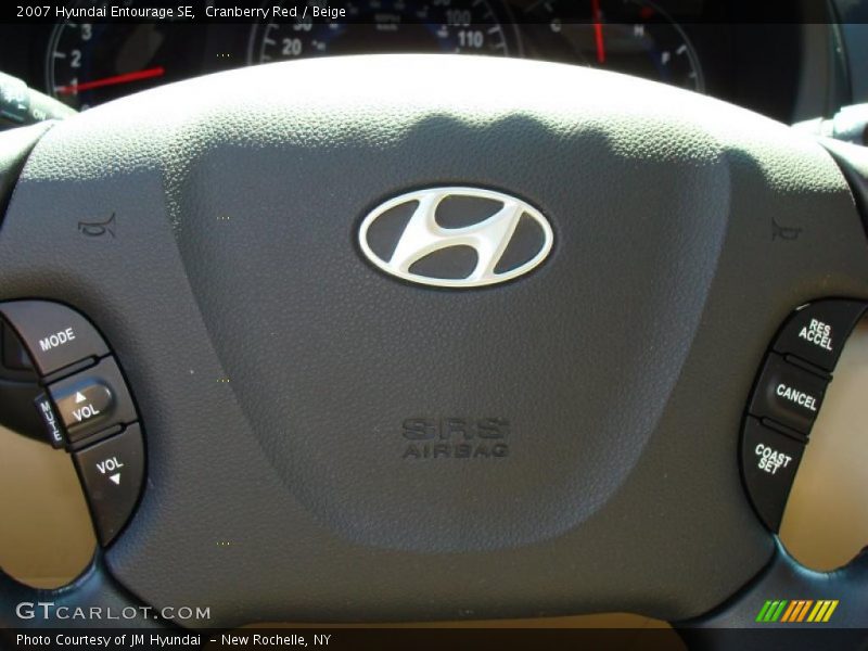 Cranberry Red / Beige 2007 Hyundai Entourage SE