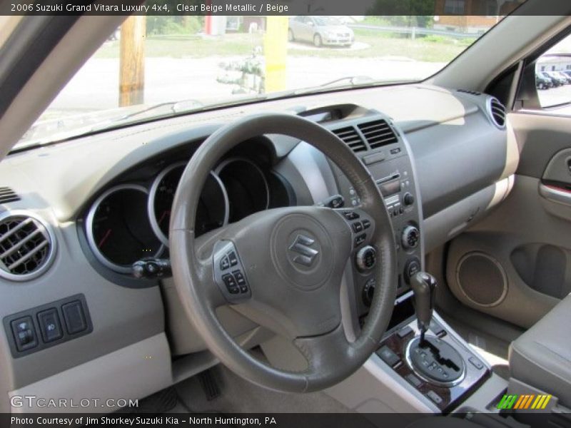 Clear Beige Metallic / Beige 2006 Suzuki Grand Vitara Luxury 4x4