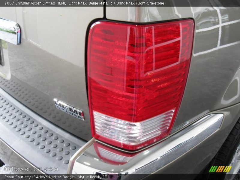 Light Khaki Beige Metallic / Dark Khaki/Light Graystone 2007 Chrysler Aspen Limited HEMI