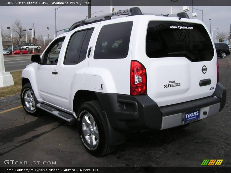 Avalanche White / Steel 2009 Nissan Xterra X 4x4