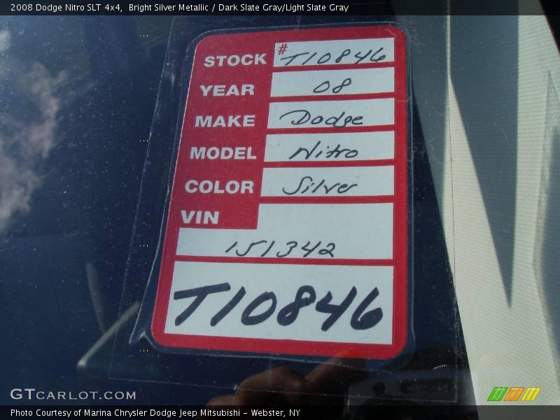 Bright Silver Metallic / Dark Slate Gray/Light Slate Gray 2008 Dodge Nitro SLT 4x4