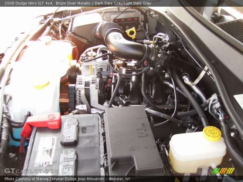 Bright Silver Metallic / Dark Slate Gray/Light Slate Gray 2008 Dodge Nitro SLT 4x4