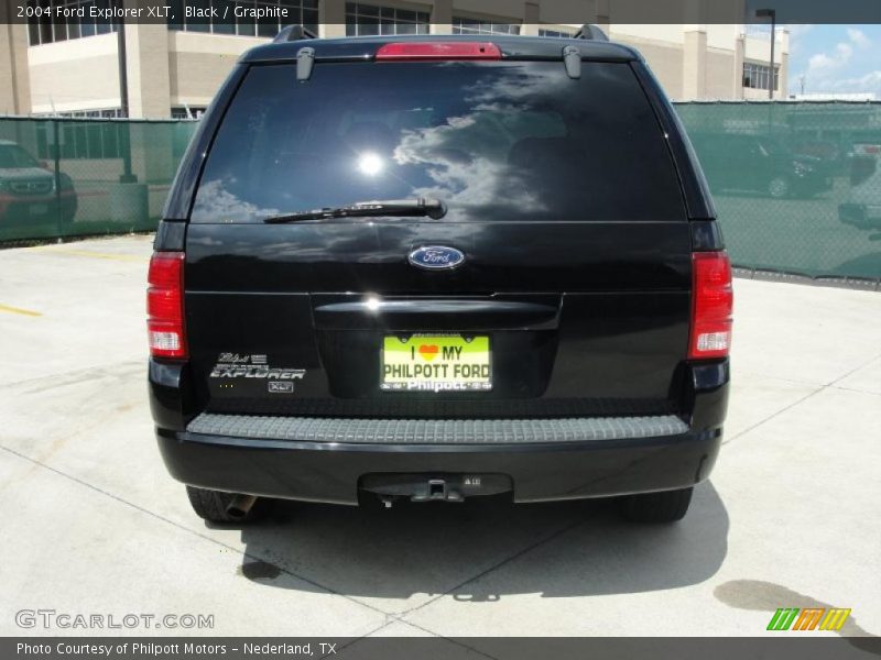 Black / Graphite 2004 Ford Explorer XLT