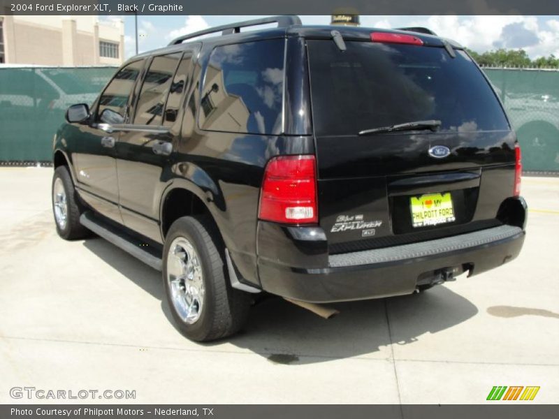 Black / Graphite 2004 Ford Explorer XLT