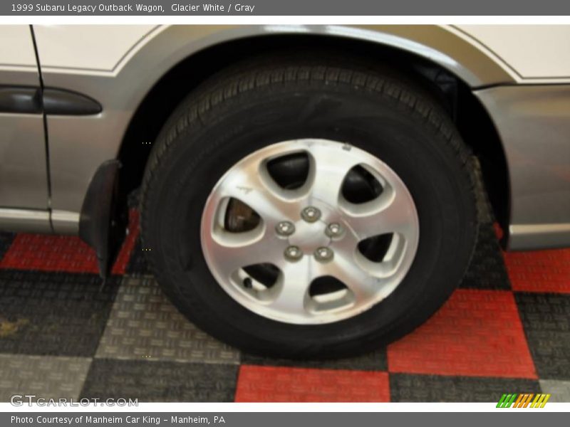 Glacier White / Gray 1999 Subaru Legacy Outback Wagon