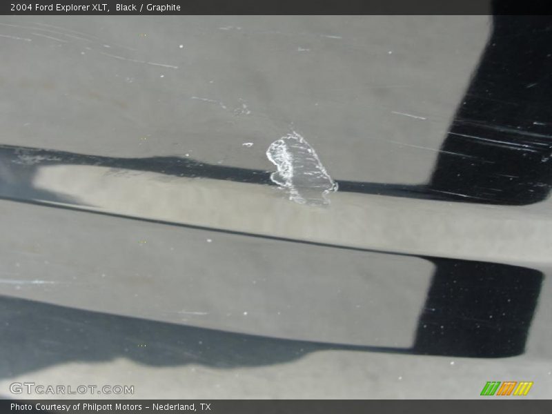 Black / Graphite 2004 Ford Explorer XLT