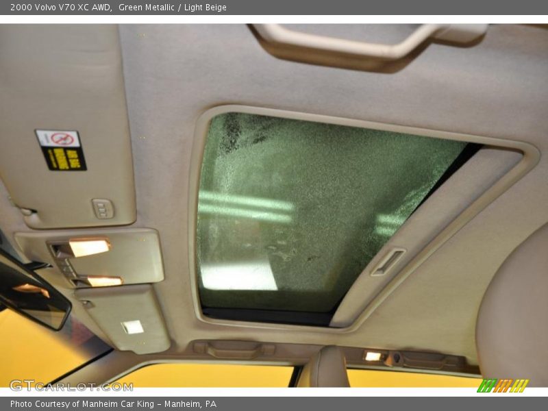 Green Metallic / Light Beige 2000 Volvo V70 XC AWD