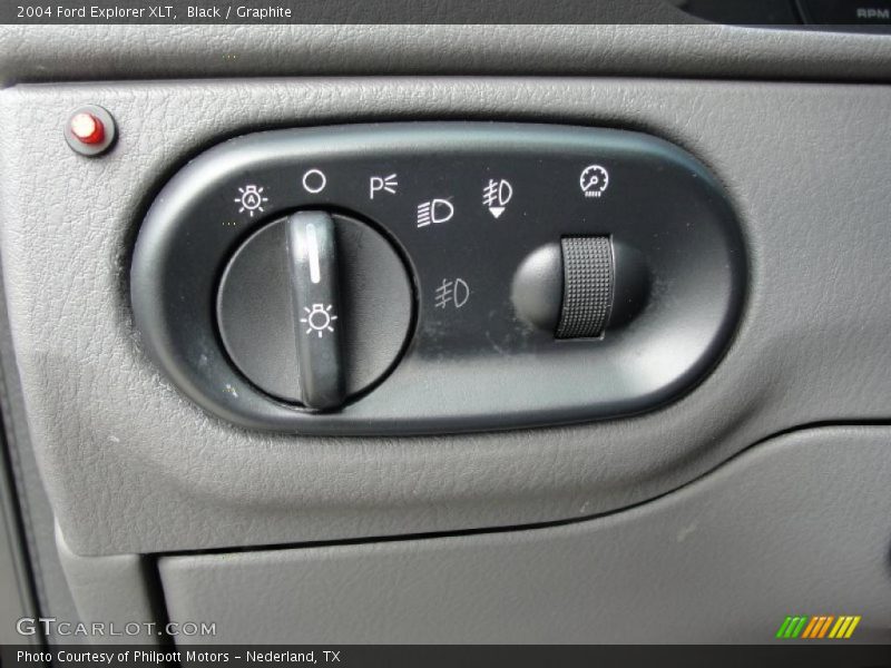 Black / Graphite 2004 Ford Explorer XLT